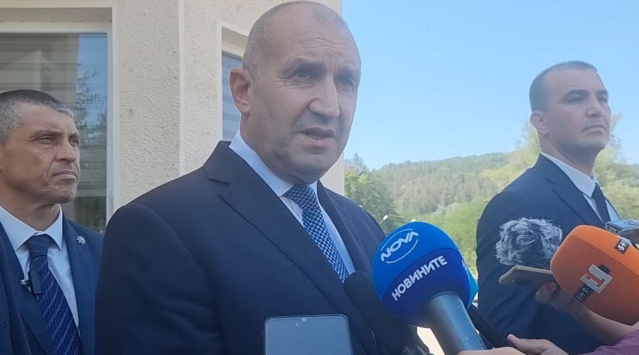 Радев назова виновника за все по-неефективната борба срещу завладяната държава